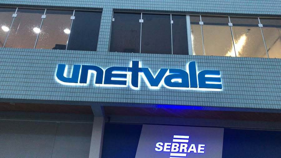 Letras Monobloco e Reclamos Luminosos